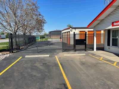 Louisville KY ped_gate front