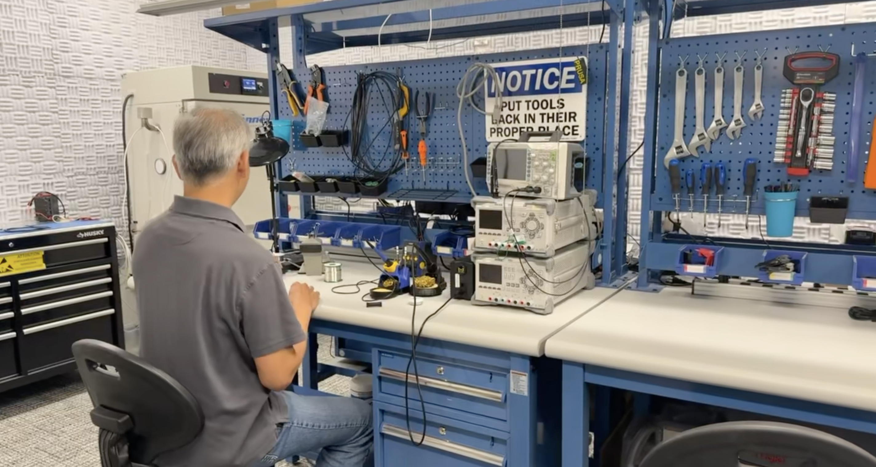 TonyLi - Working Image